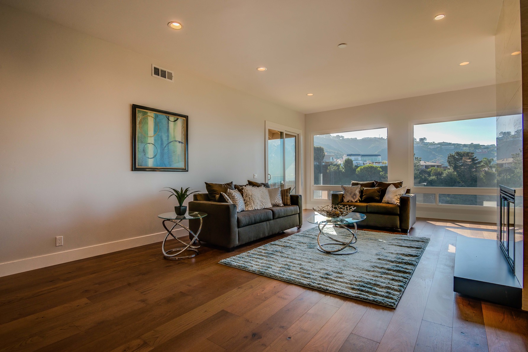 7656 CMNTO Coromandel Living Room